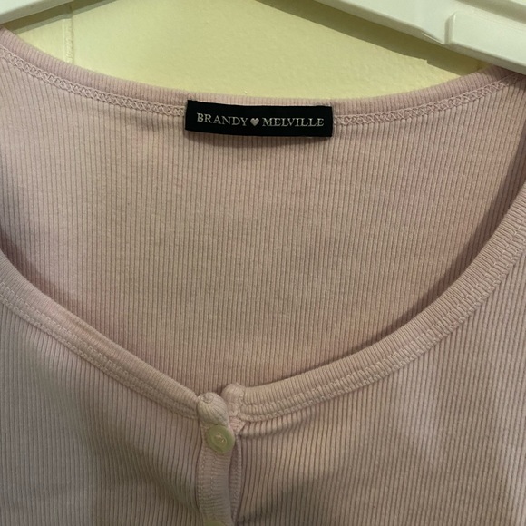 BRANDY MELVILLE CROP - Picture 3 of 3